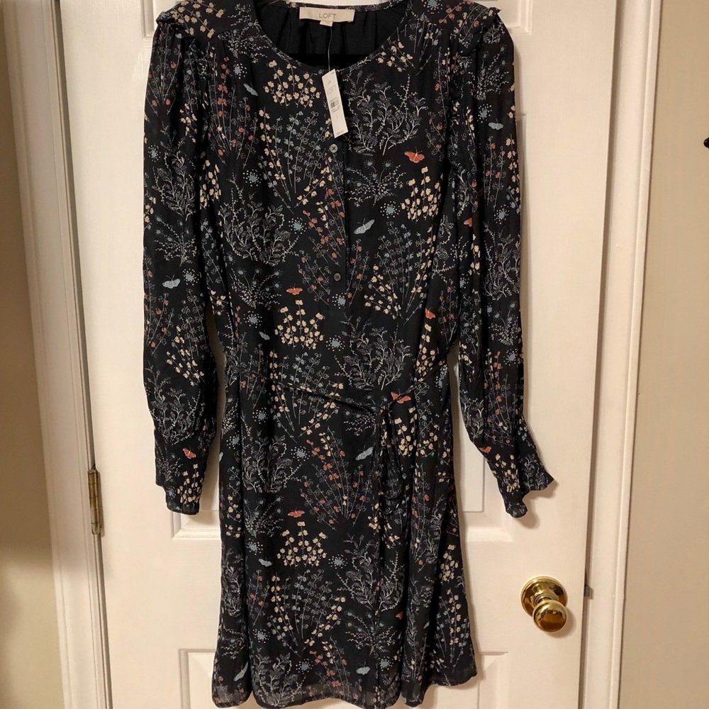 NWT Ann Taylor Loft Navy Floral Dress Size Large